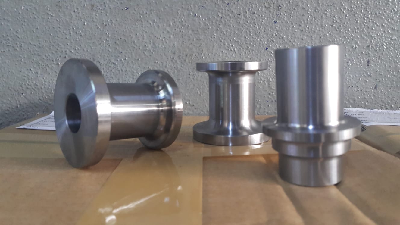 Savunma ve otomotiv sanayisi için Berceste Maden tarafından özel üretilmiş, hassas toleranslı alüminyum CNC yedek parça