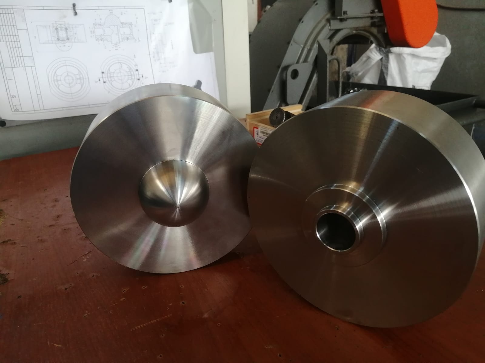 Savunma ve otomotiv sanayisi için Berceste Maden tarafından özel üretilmiş, hassas toleranslı alüminyum CNC yedek parça