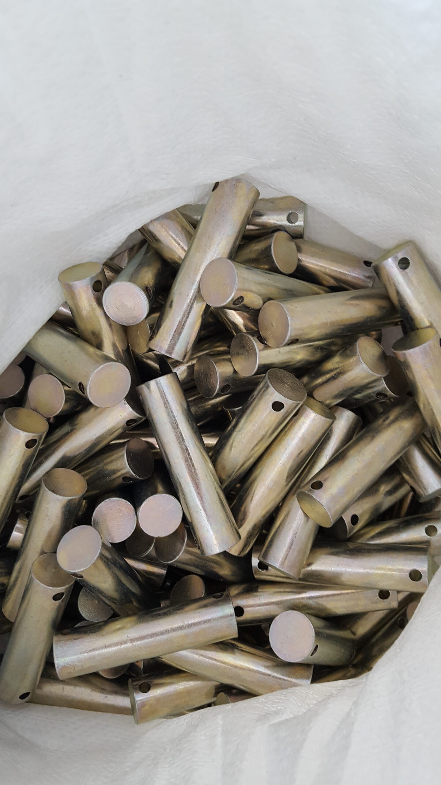 Savunma ve otomotiv sanayisi için Berceste Maden tarafından özel üretilmiş, hassas toleranslı alüminyum CNC yedek parça