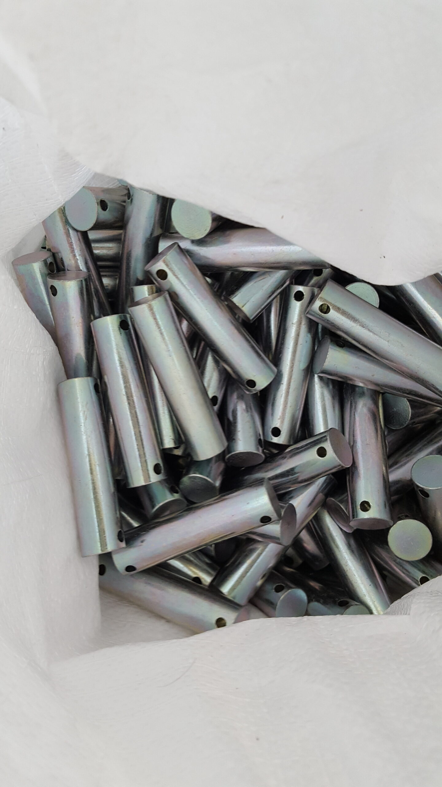 Savunma ve otomotiv sanayisi için Berceste Maden tarafından özel üretilmiş, hassas toleranslı alüminyum CNC yedek parça